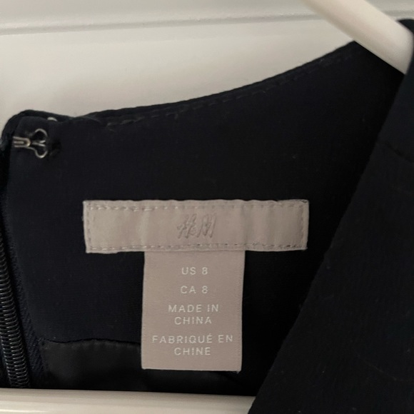 H & M Navy Blue Cropped Jumpsuit Size 8 - Picture 2 of 10